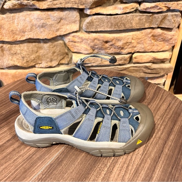 Keen Slate Blue and Gray Outdoor Sandals men’s size 10 - Picture 2 of 5